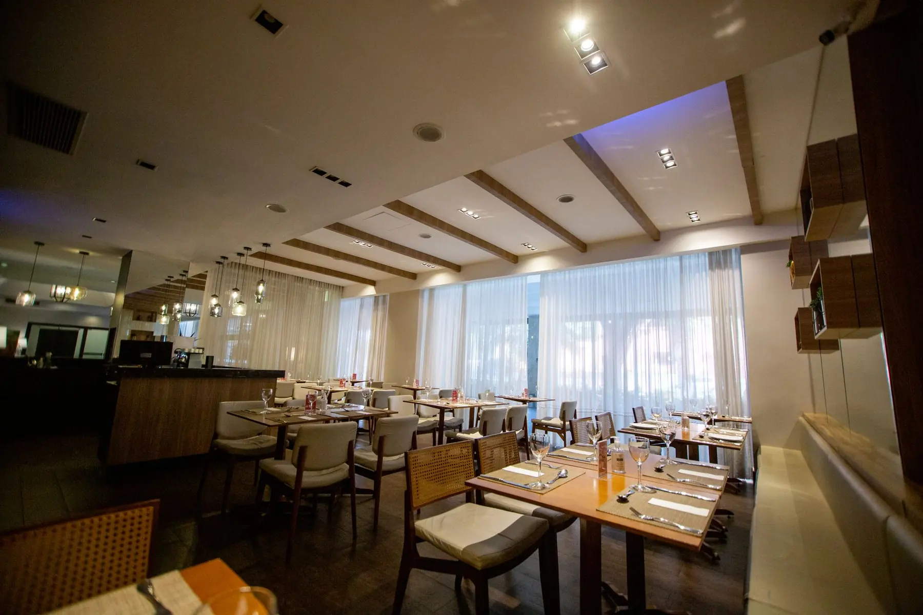 All-Day Dining